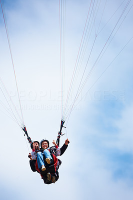 Thumb\'s up for paragliding