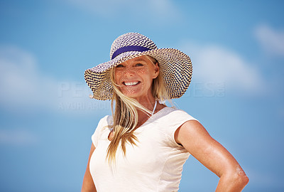 Smiling woman in sun hat