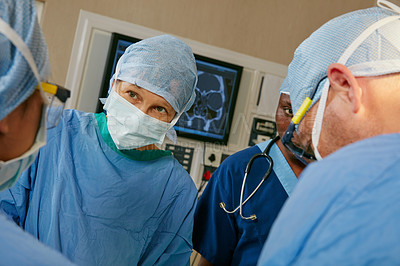 Performing a successful surgery through effective teamwork